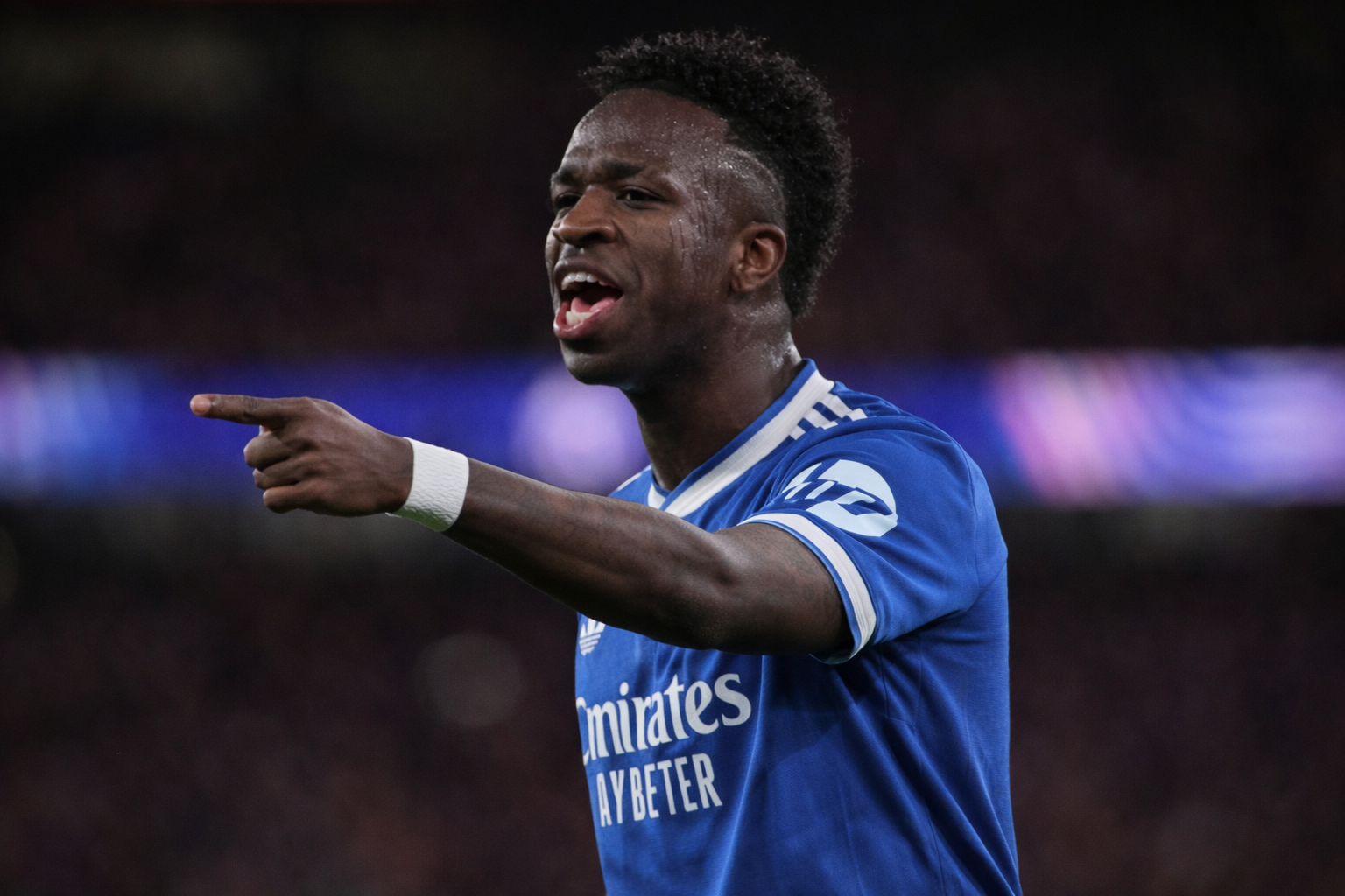 Escándalo en Da Luz: Vinícius Jr. señala presunto insulto racista de Prestianni en la Champions