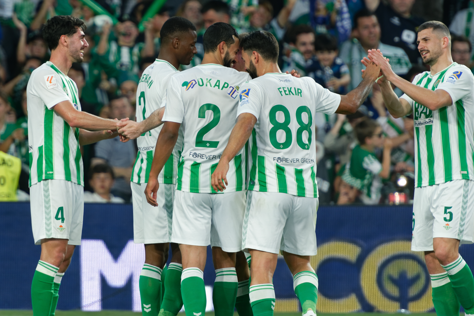 Fidalgo destaca en empate 1-1 de Betis ante Celta