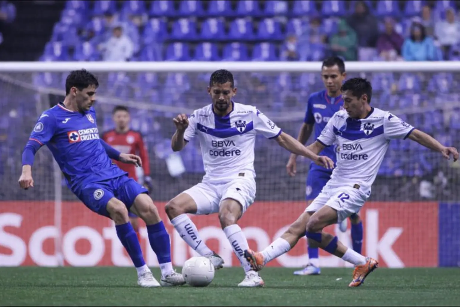 Cruz Azul elimina a Monterrey y avanza en Concachampions