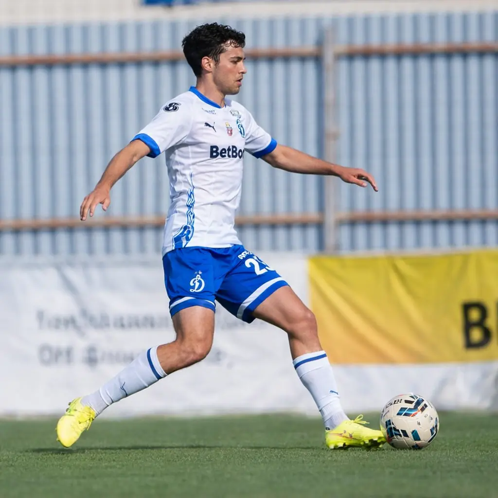 Luis Chávez regresa con Dinamo Moscú tras 9 meses lesionado