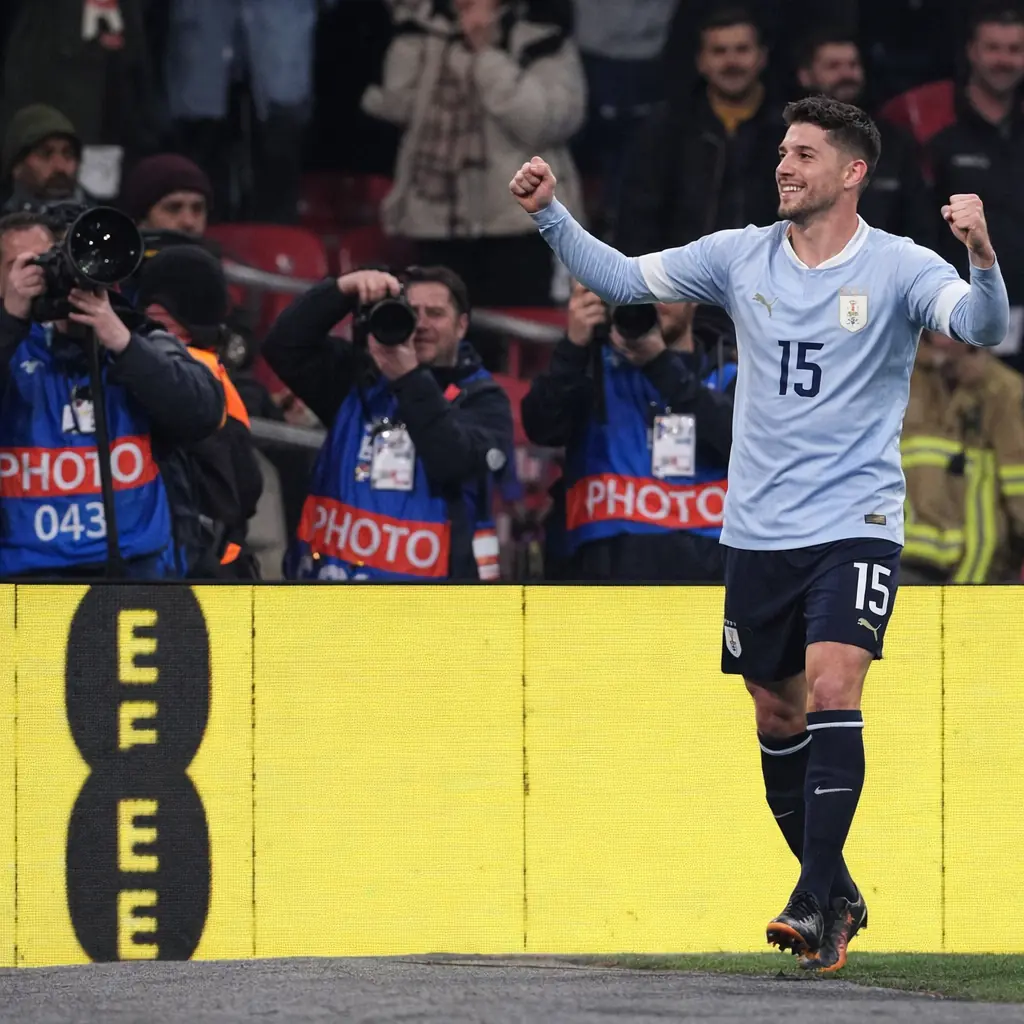 Uruguay empata 1-1 con Inglaterra en Wembley: Gol de Valverde
